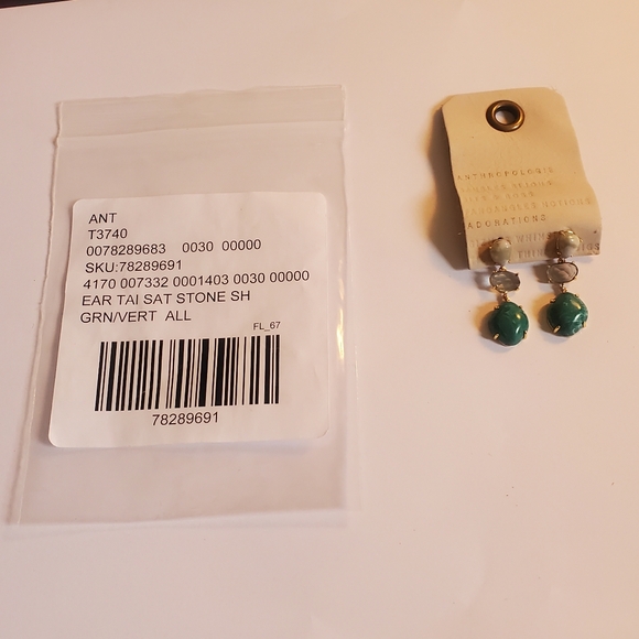 Anthropologie 3 tiered stone 1 drop post earrings Gold over brass New with Tags - Picture 4 of 6